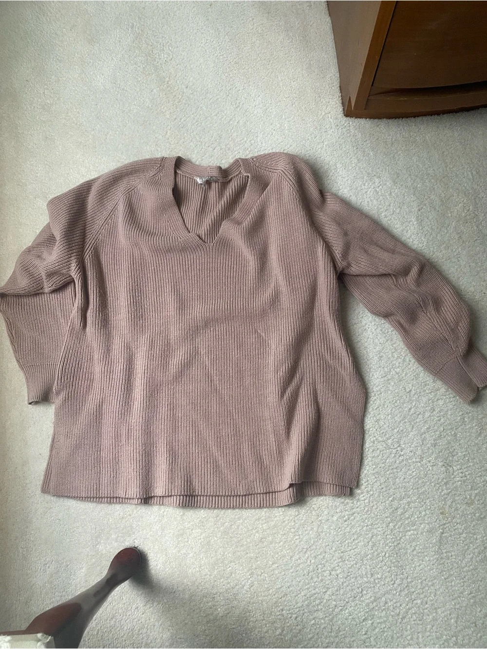 Athleta Women’s V-Neck Ribbed Sweater - Dusty Mauve - Picture 2 of 3
